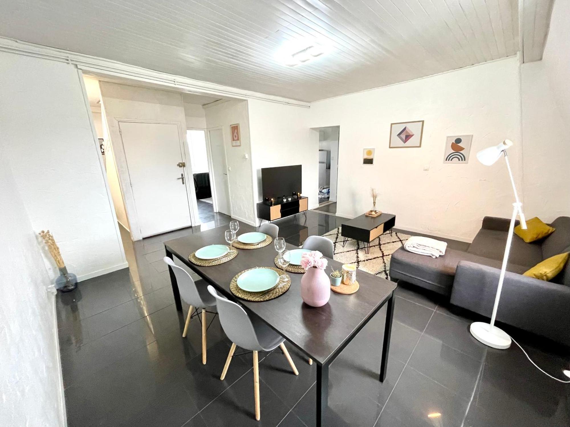 Appartement Duplex 90M2 - 3 Chambres - Mulhouse Kültér fotó